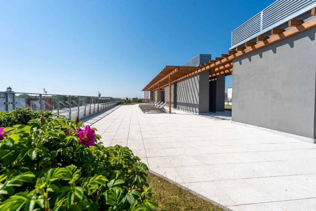 Nadmorskie Tarasy Apartament Wave Surfingbird Колобжег Екстериор снимка
